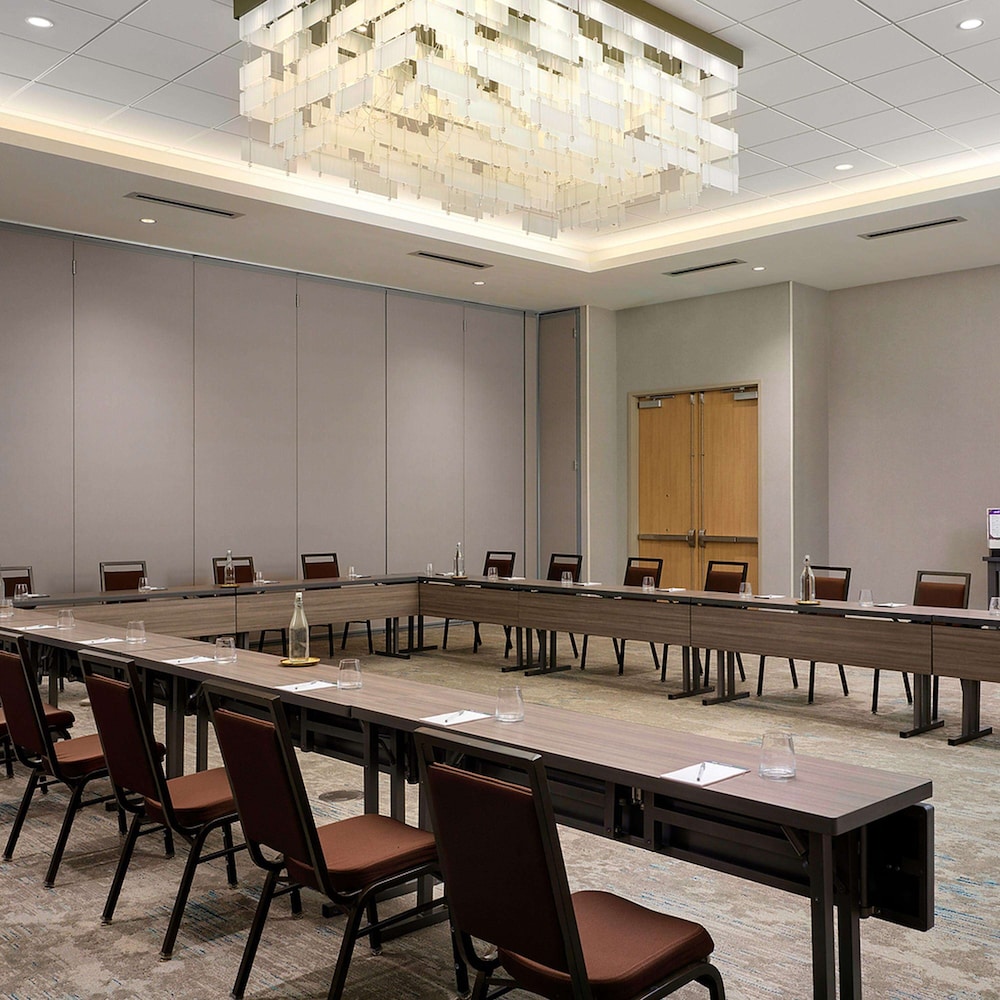 Hilton Garden Inn Grapevine at Silverlake Crossing - photo 59