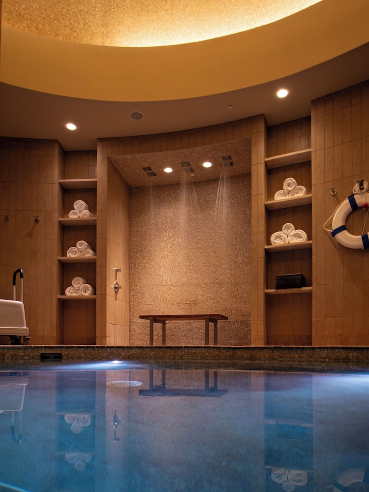 MotorCity Casino Hotel - photo 16