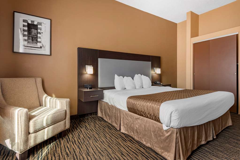 Best Western The Inn At The Fairgrounds - photo 19