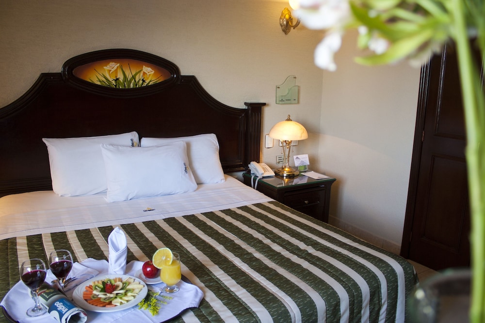 Room service - dining