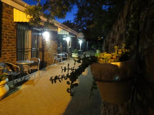 Coral Tree Guest Rooms in Worcester, South Africa