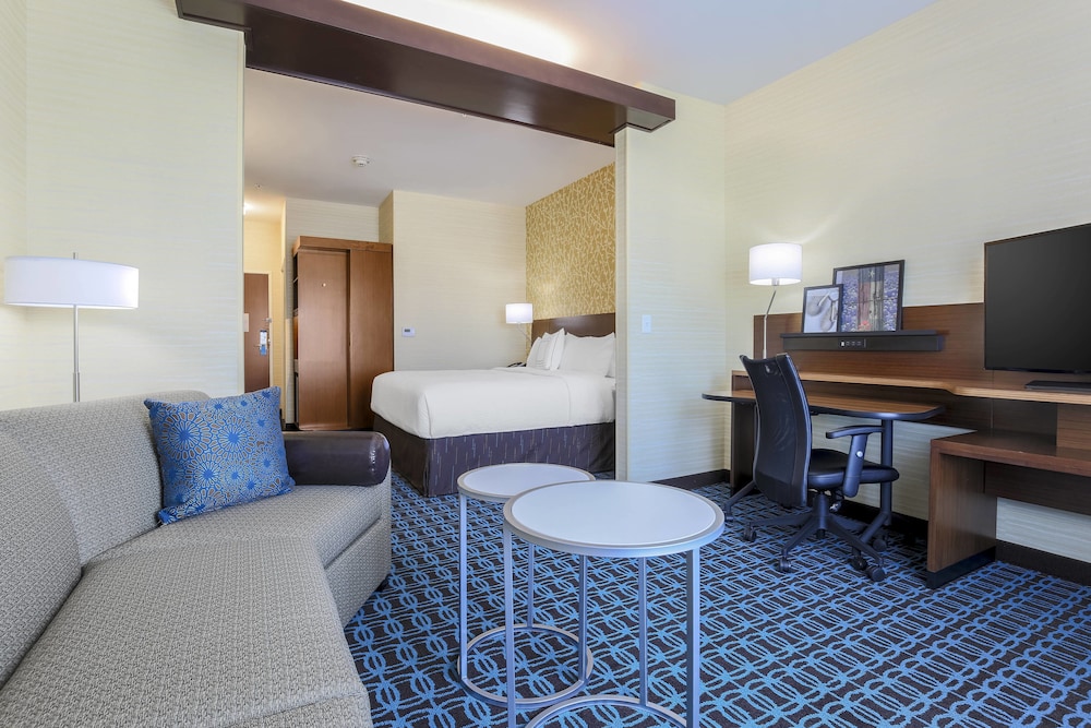 Fairfield Inn & Suites by Marriott Decatur at Decatur Conference Center - photo 32