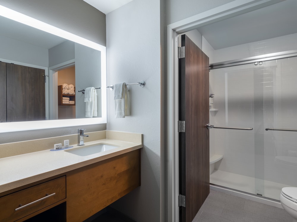 Staybridge Suites Sioux City Southeast by IHG - photo 28