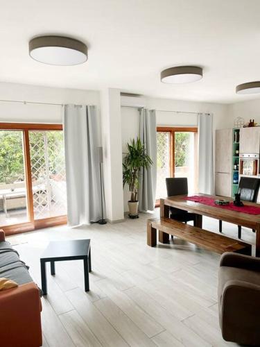 Casa Ostia a Mare — 4-Star Luxury Hotel in Lido Di Ostia, Italy