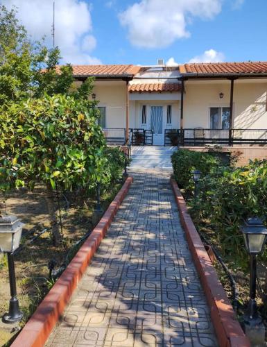 Walnuthouse — 4-Star Luxury Hotel in Alexandroupoli, Greece