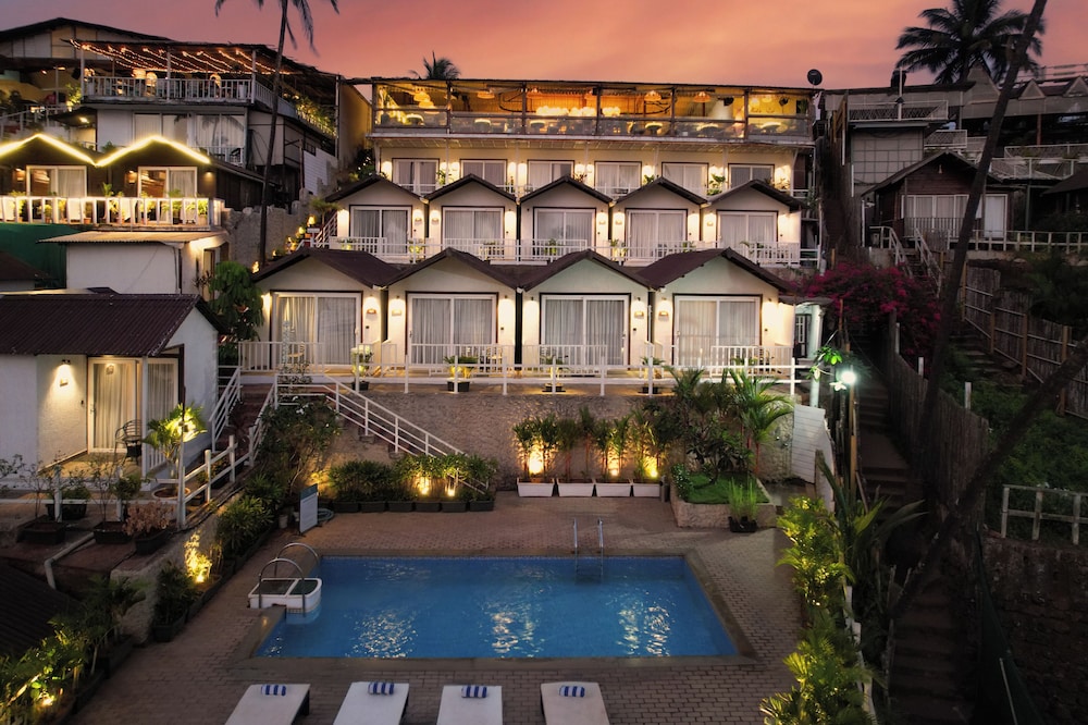 Stone Wood Beach Resort A Party Hotel in Vagator, India