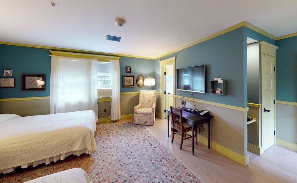 The Red Lion Inn - photo 71