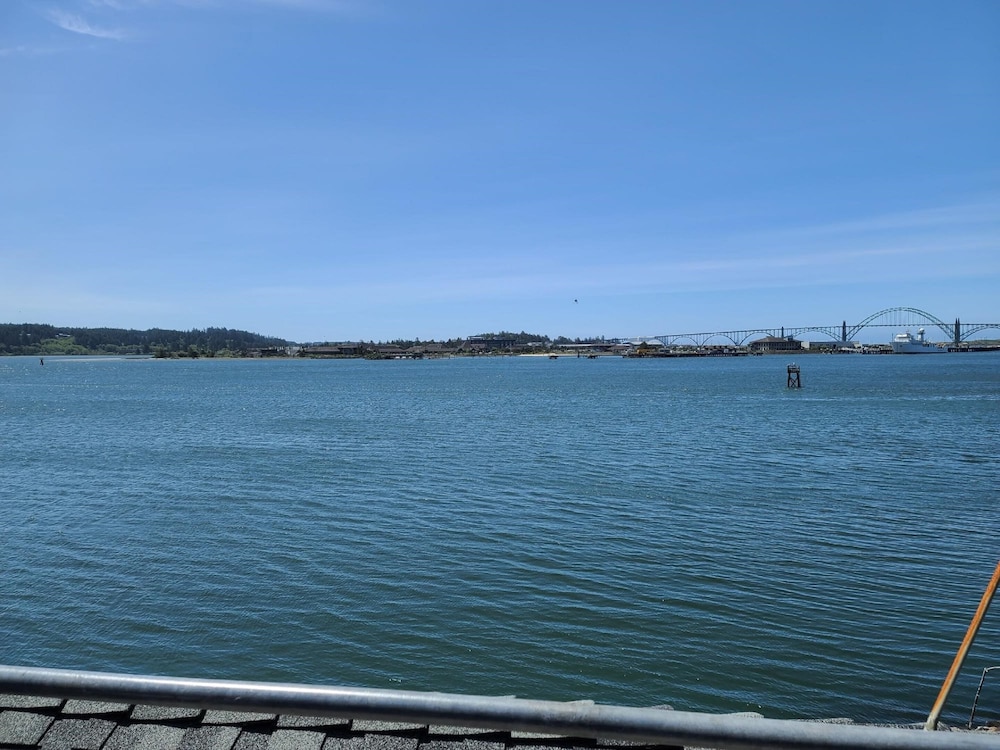 Embarcadero Resort Hotel & Marina - photo 107