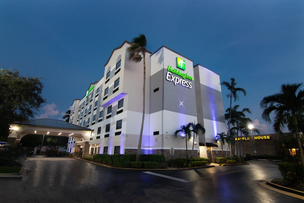 Holiday Inn Express & Suites Ft. Lauderdale Airport West by IHG - photo 60