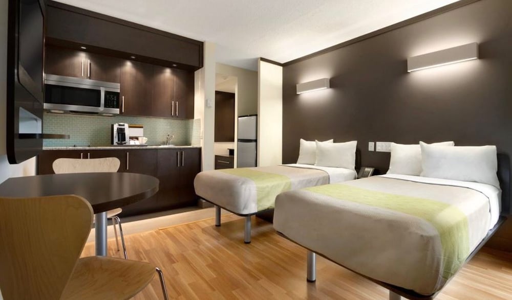 Quality Inn & Suites Kansas City Downtown - photo 19