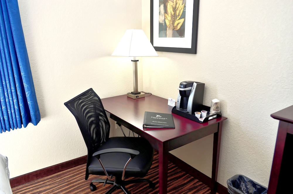 Cobblestone Inn & Suites Monticello - photo 36