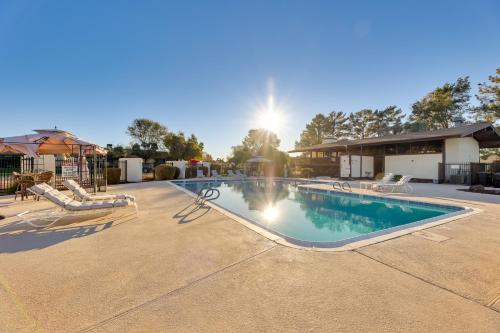 Golf Hike Swim: Your Perfect Desert Oasis Escape — 4-Star Luxury Hotel in Mesa, United States