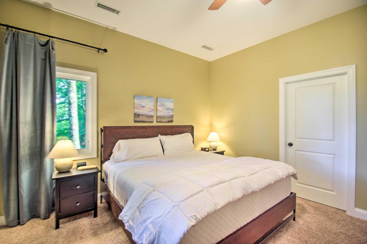 Luxe Wintergreen Resort Escape with Hot Tub - photo 22