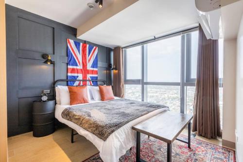 The Peaky Blinder s Crib with Gym Pool Sauna More — 4-Star Luxury Hotel in Manila, Philippines
