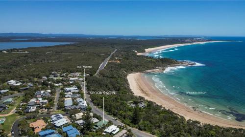 Spook’s Point oceanstays — Yamba — photo 4