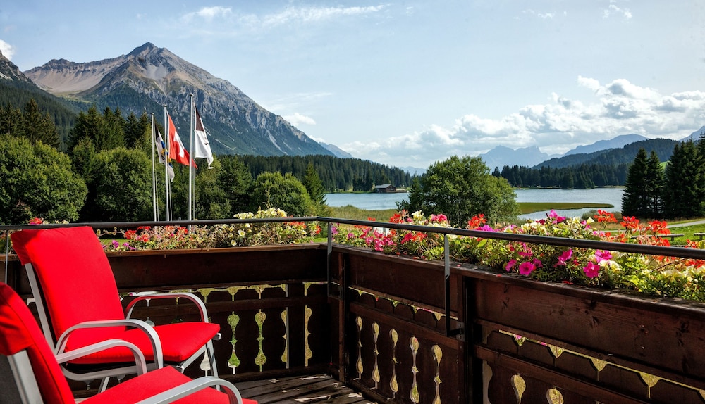 Hotel Seehof direkt am Heidsee in Lenzerheide, Switzerland