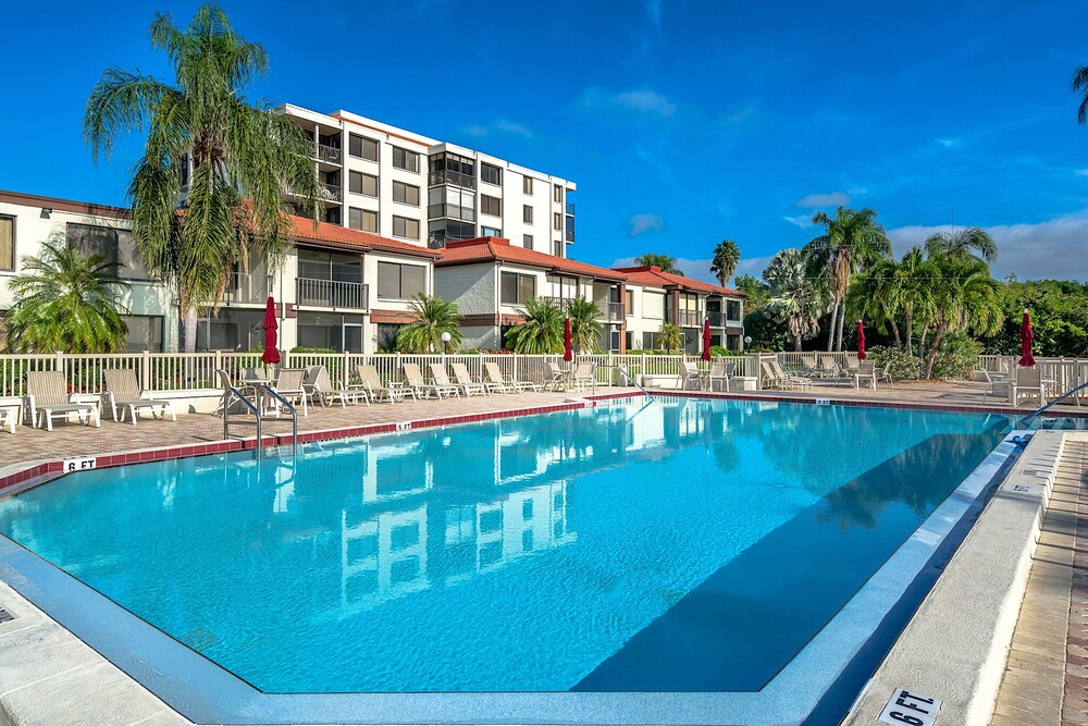 Bahia Del Mar 501 Cozy and Coastal Enjoy Isla Del Sol - photo 9
