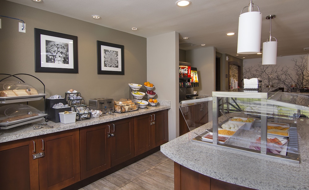 Staybridge Suites Carlsbad by IHG - photo 57