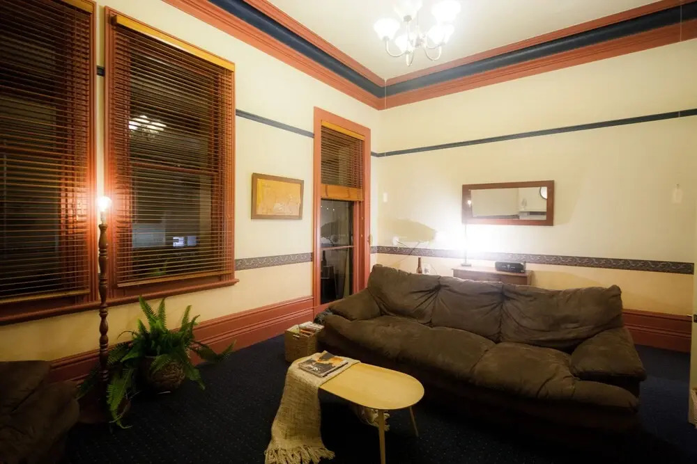 Treehouse Hideouts Ground Level Heygarth House Townhouse Port of Echuca — 4-Star Luxury Hotel in Echuca, Australia