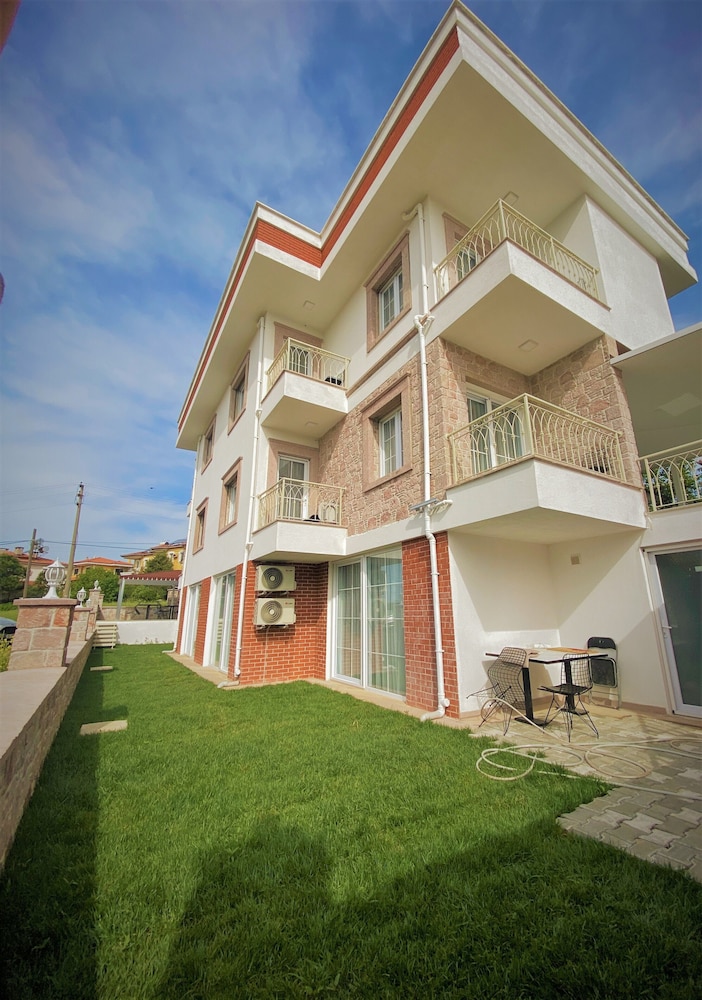 Cunda Kordon Otel — Ayvalik — photo 2