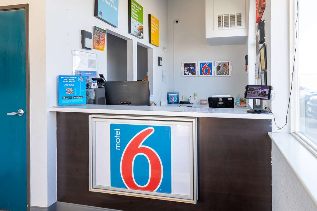 Motel 6 Fort Lupton CO - photo 6