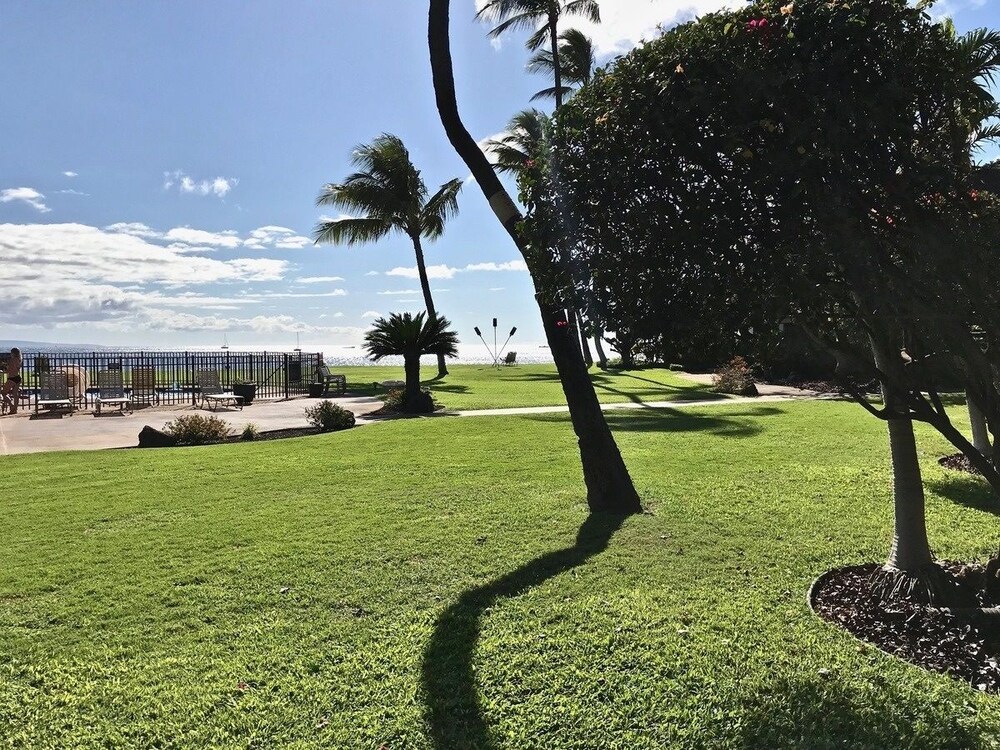 Maalaea Surf Resort - photo 13