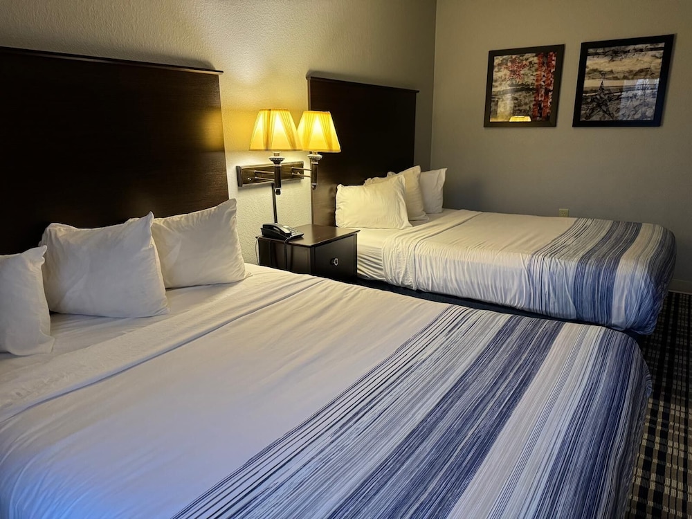 AmericInn by Wyndham Ames - photo 16