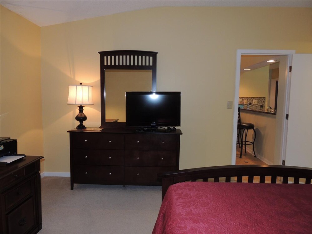Kingston Residences Resort 1 and 2 Bedroom Villas - photo 3