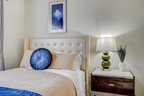 New Poolside Paradise in Vegas with BBQ and Games
