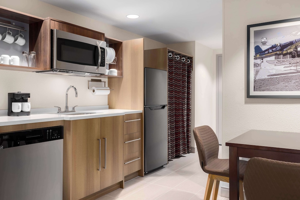 Home2 Suites by Hilton Virginia Beach Princess Anne - photo 10