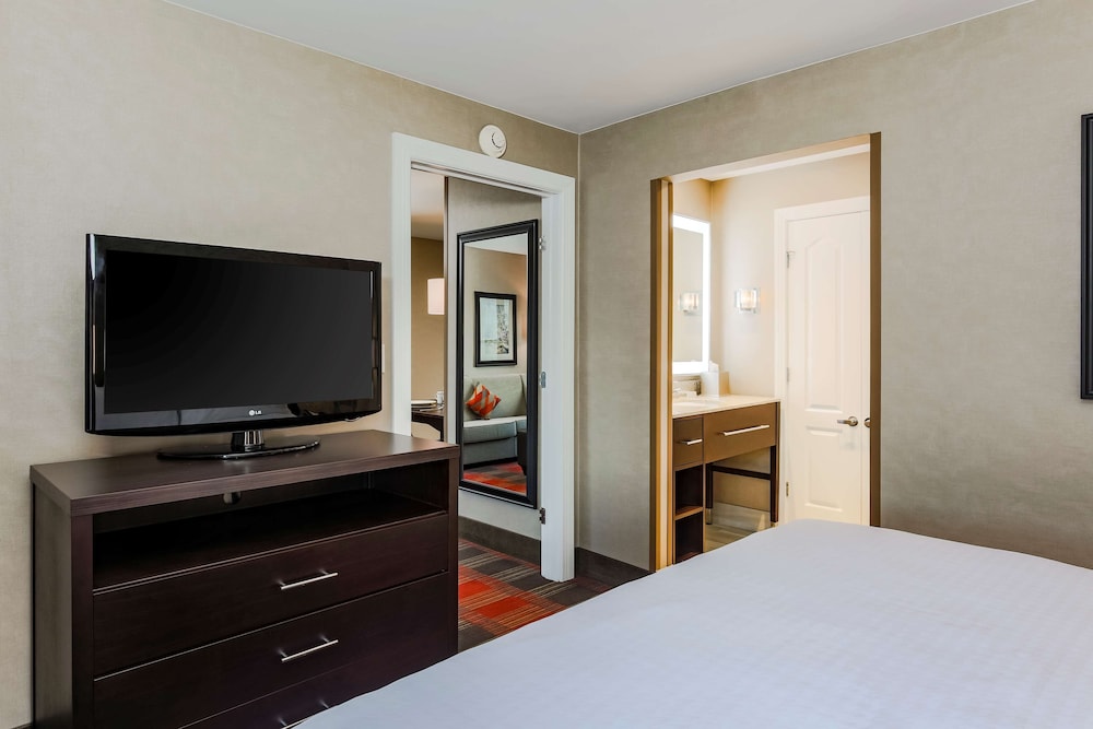 Homewood Suites Melville - photo 6