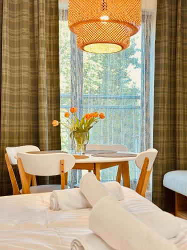 Four Apartaments Daszyńskiego — 4-Star Luxury Hotel in Krakow, Poland