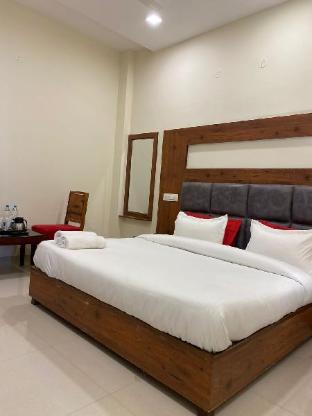 Hotel Woodlark Zirakpur — Chandigarh — photo 5