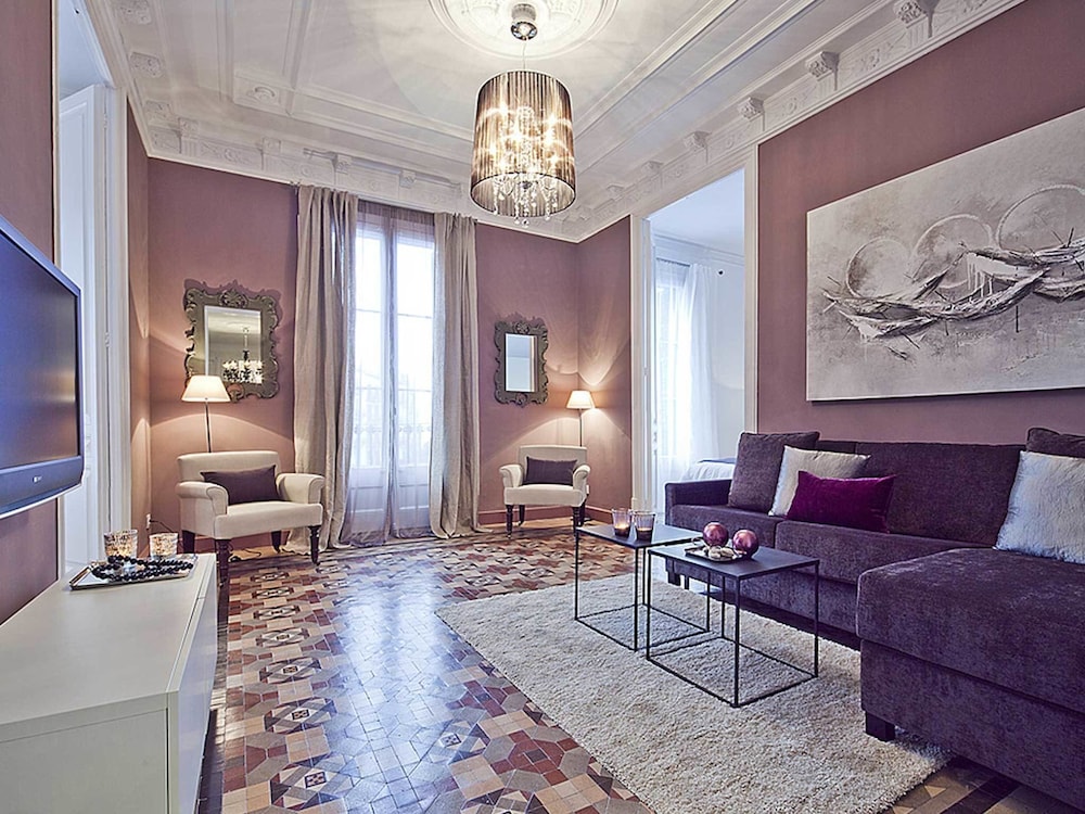 Ramblas Luxury — 4-Star Luxury Hotel in Barcelona, Spain