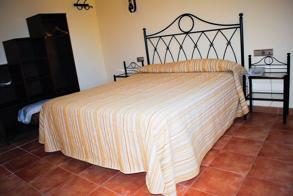 Hotel Mágina Plaza — Torres — photo 2