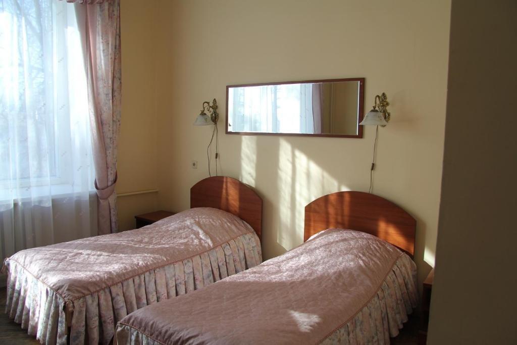 Duk Hotel — Uglich — photo 4
