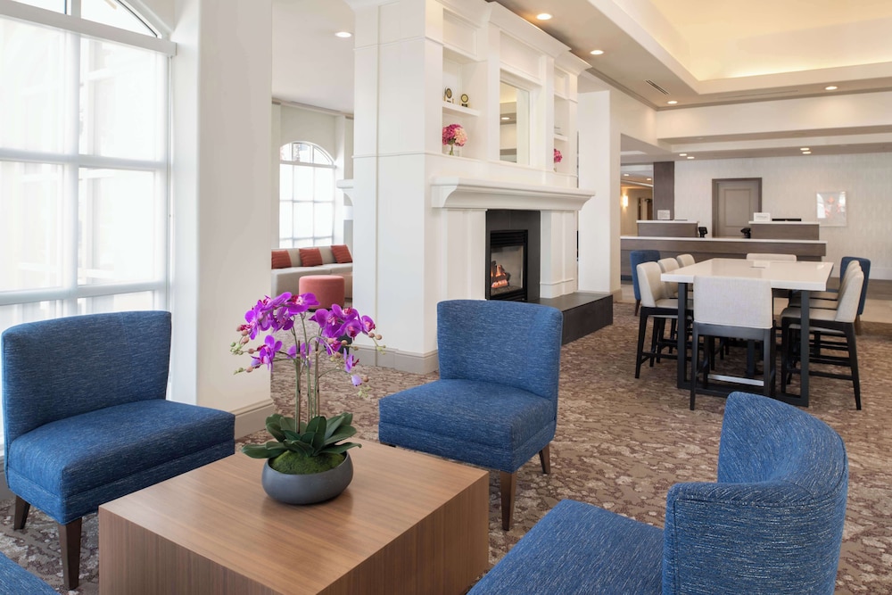 Hilton Garden Inn Fontana - photo 4