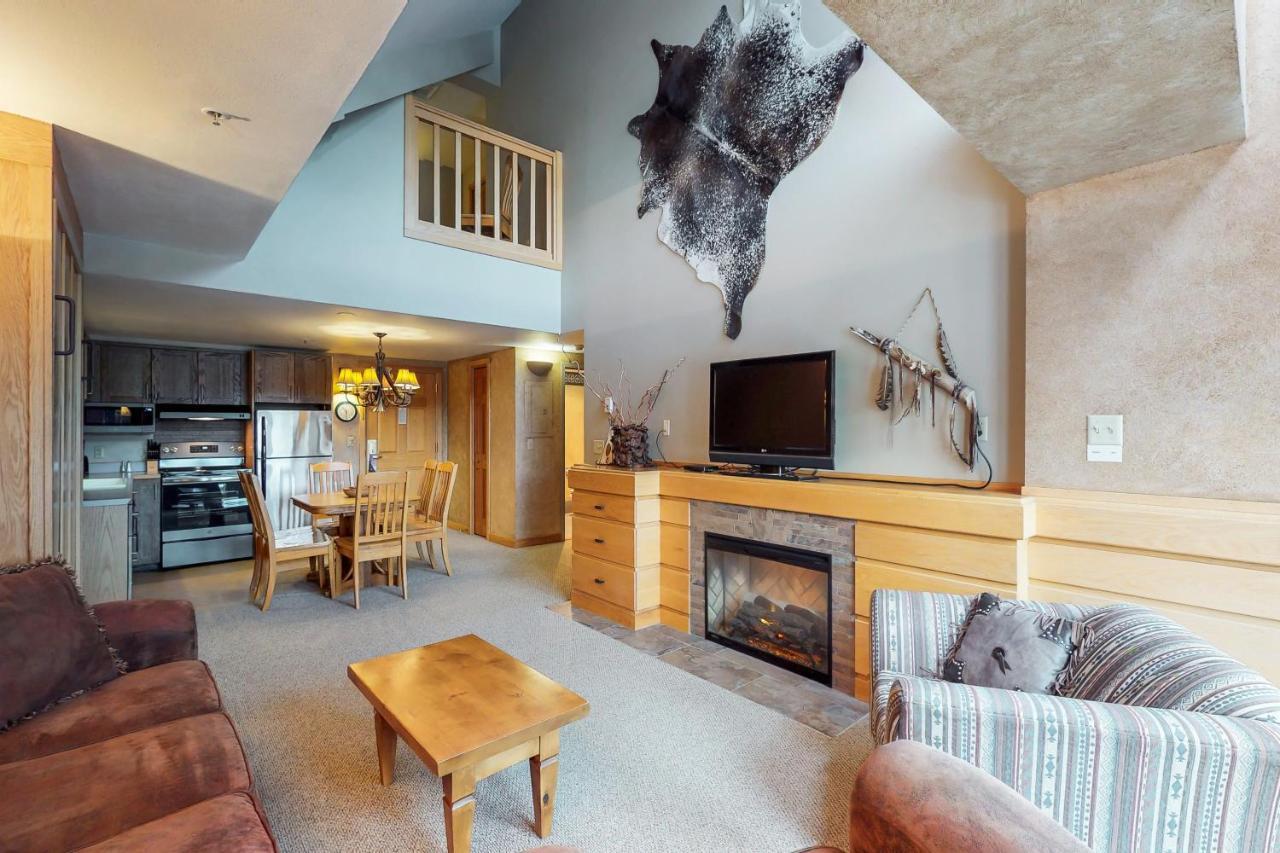 Shoshone 1993 — 4-Star Luxury Hotel in Big Sky, United States