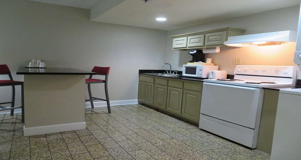 SureStay Plus Hotel by Best Western St Marys Cumberland - photo 26