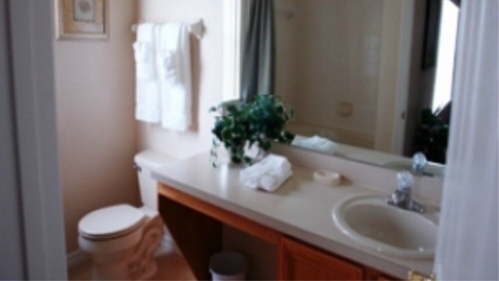 TweedleDum & Dees Townhome - photo 11