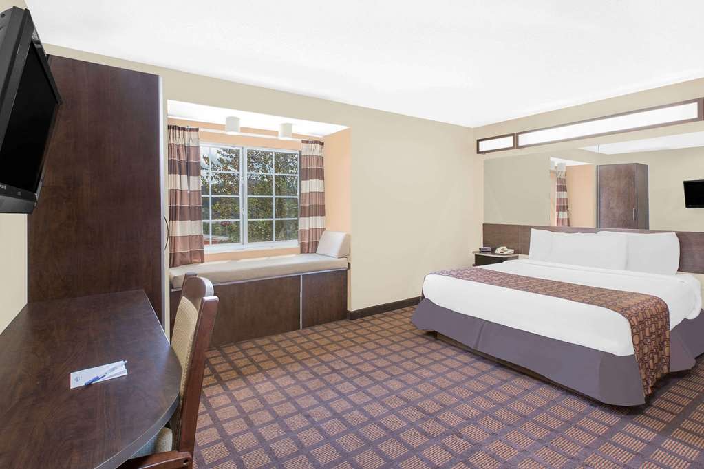 Microtel Inn by Wyndham Franklin - photo 7