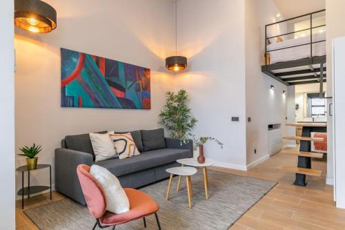 Beautiful duplex in front of Vista Alegre Palace in Madrid, Spain