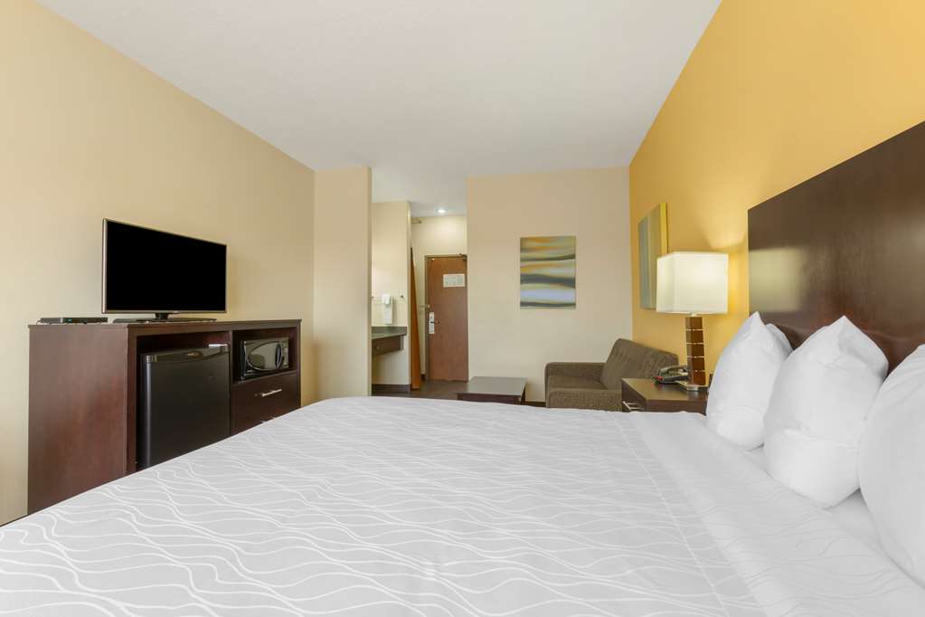 Best Western Plus The Four Corners Inn - photo 27