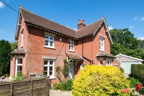 West Lodge — 4-Star Luxury Hotel in Wareham, United Kingdom