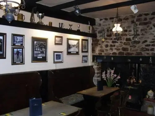 The Rose and Crown Inn — hotel in Nether Stowey