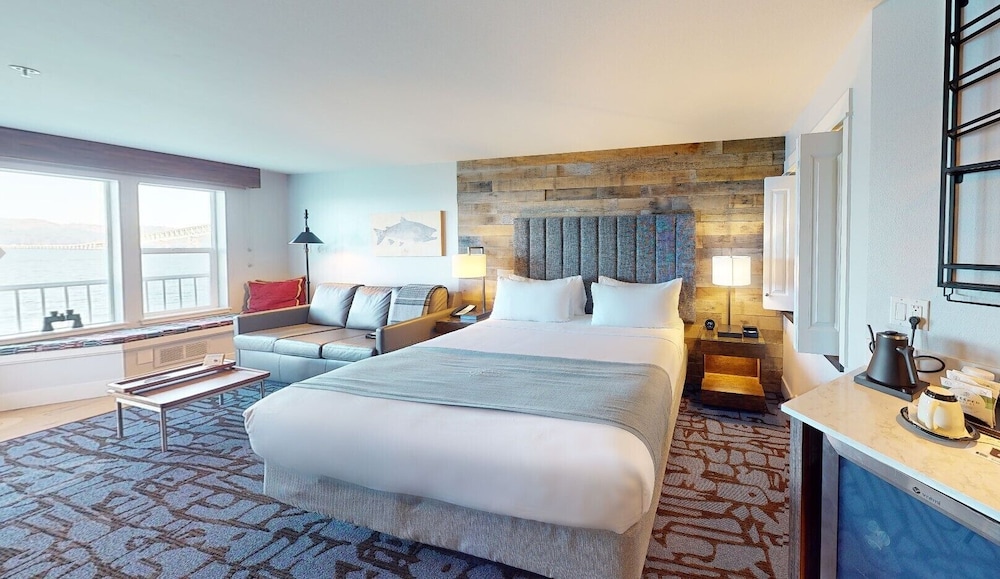 Cannery Pier Hotel & Spa - photo 36