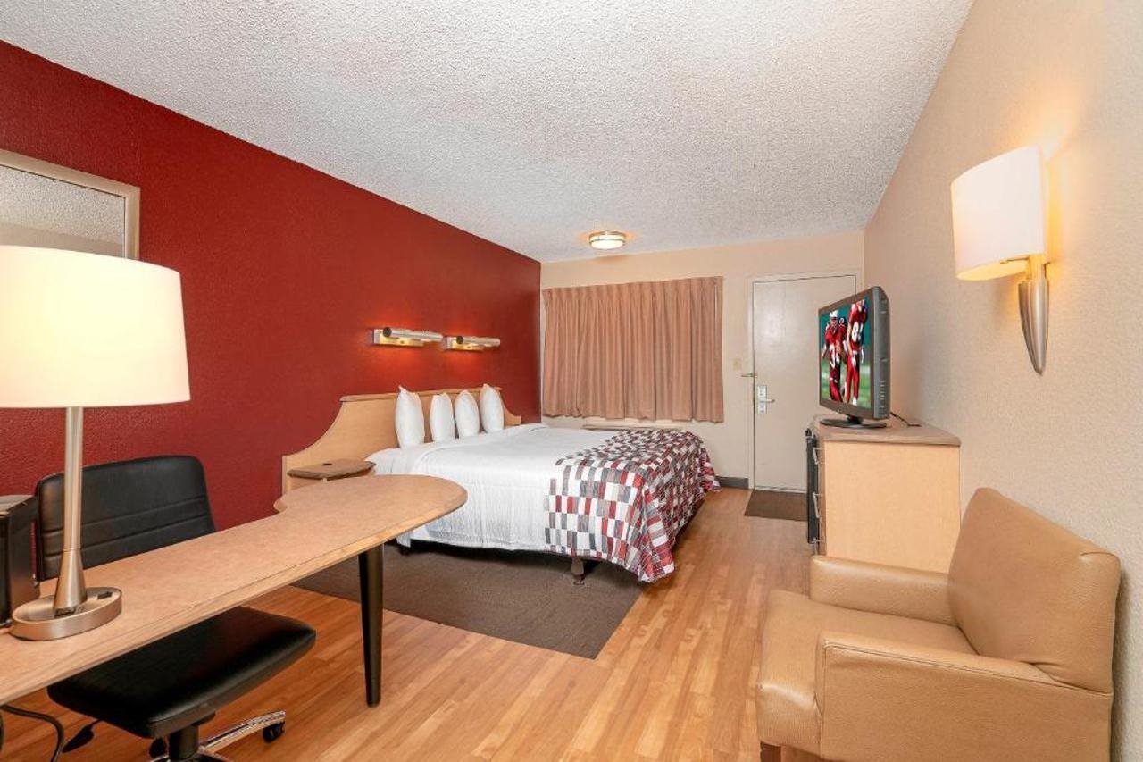 Red Roof Inn Greenville - photo 9