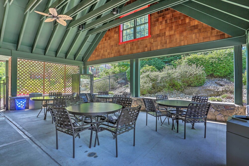 1 Mi to Mountain Creek Resort: Condo w Balcony - photo 25