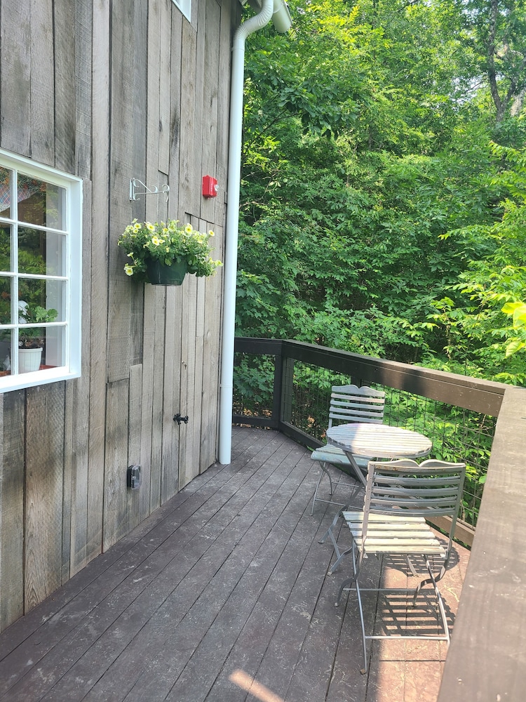 The Treetop Hideaways at Ruby Falls - photo 74