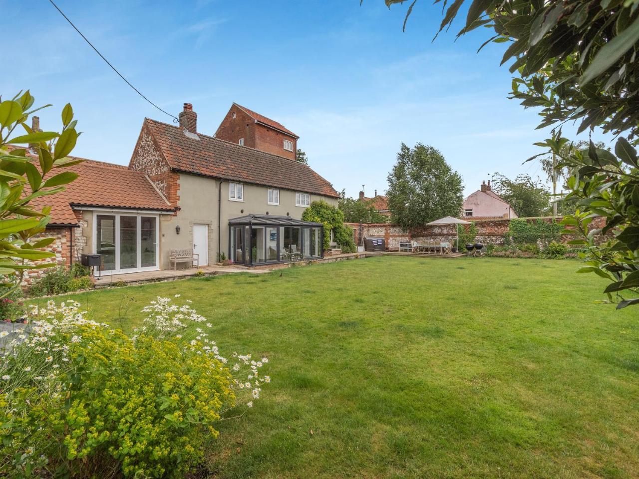 The Old Chequers - last minute hotel in Fakenham